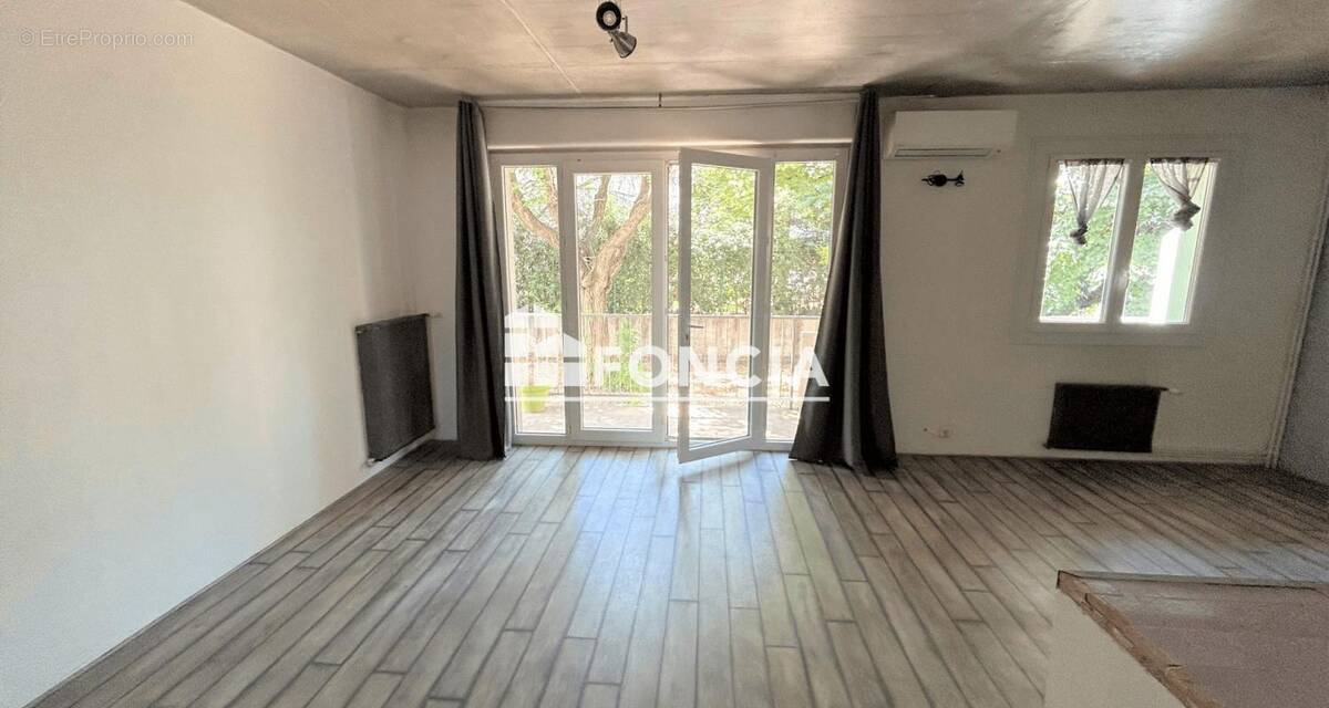 Appartement à NIMES