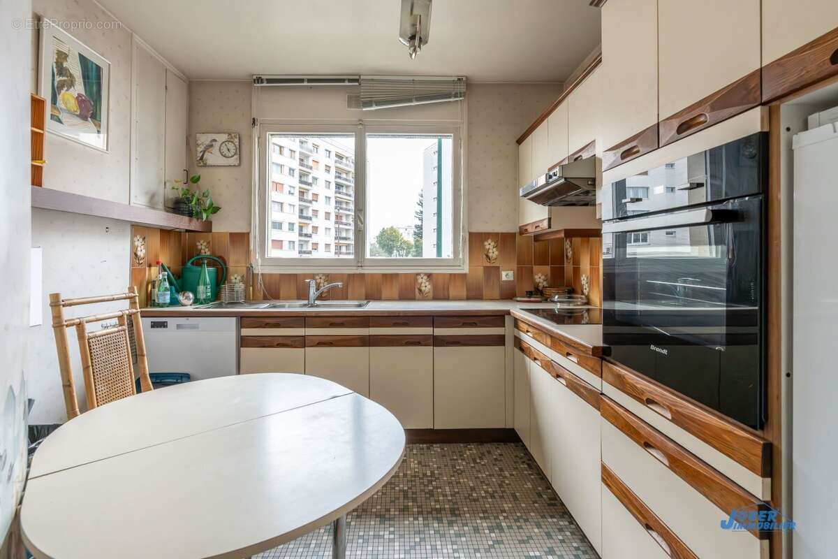 Appartement à NOGENT-SUR-MARNE