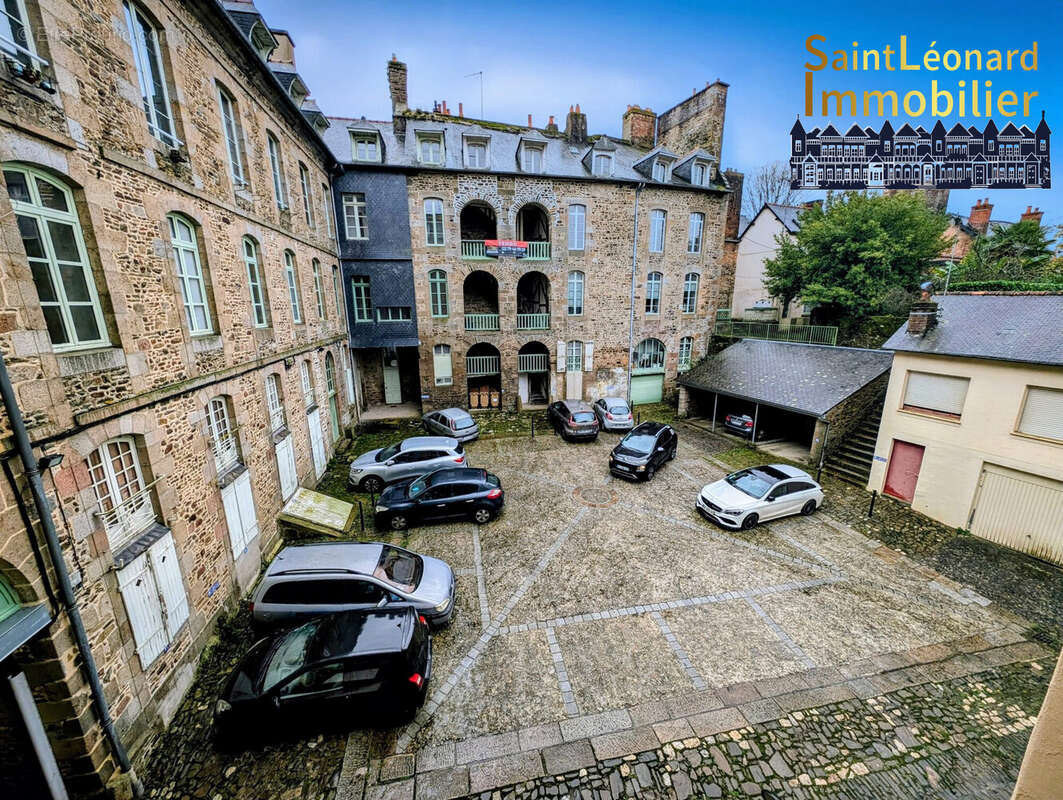 Appartement à FOUGERES