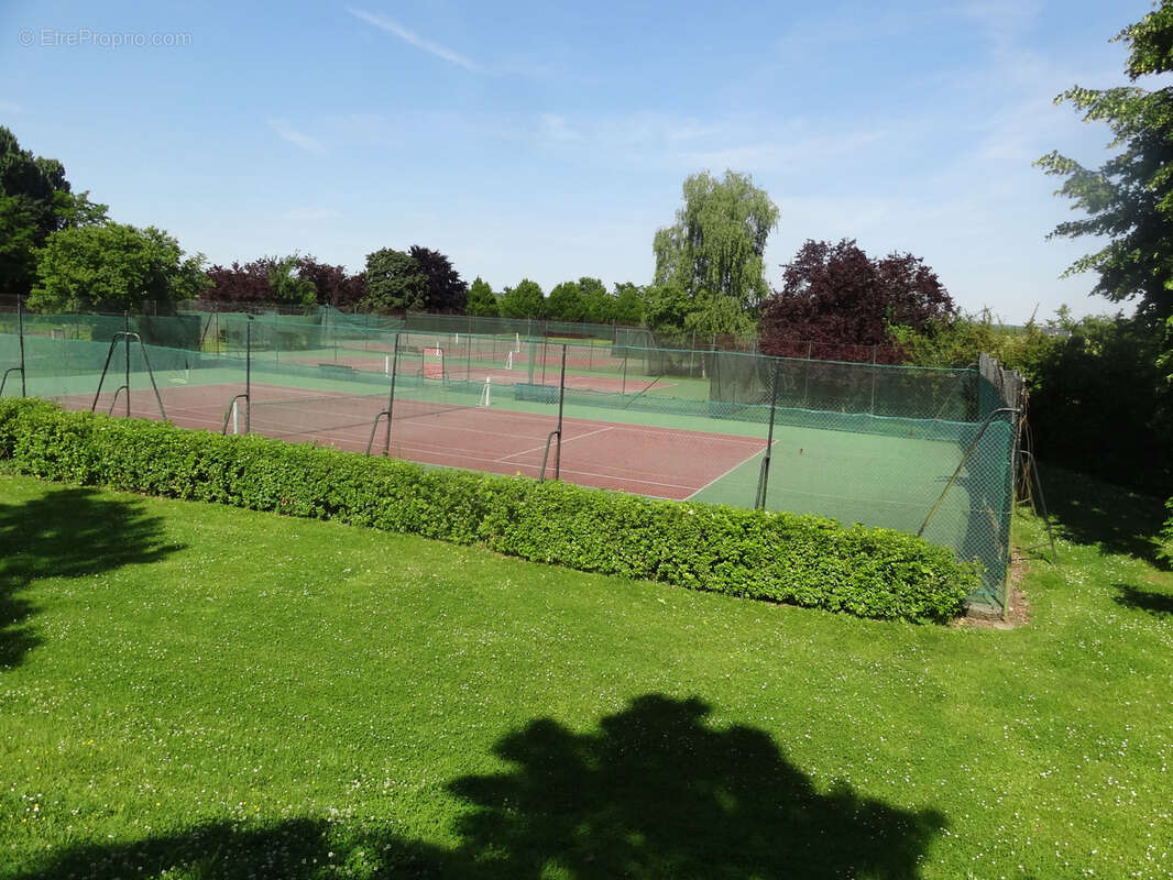 Appartement à FONTENAY-LE-FLEURY