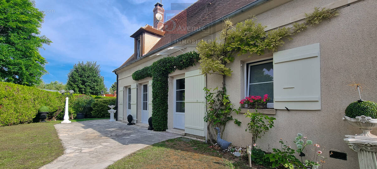 Maison à CHANTILLY