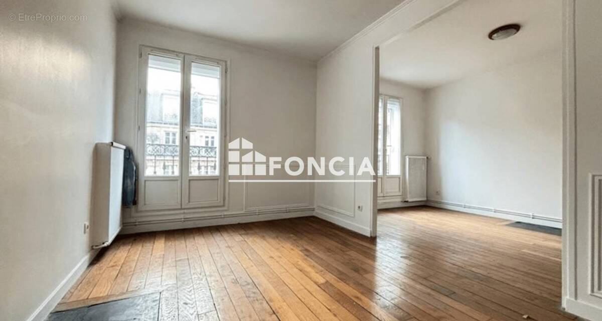 Appartement à PARIS-18E