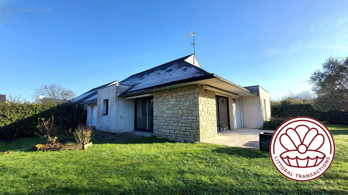 Une architecture de plain-pied élégante - Maison à AURAY