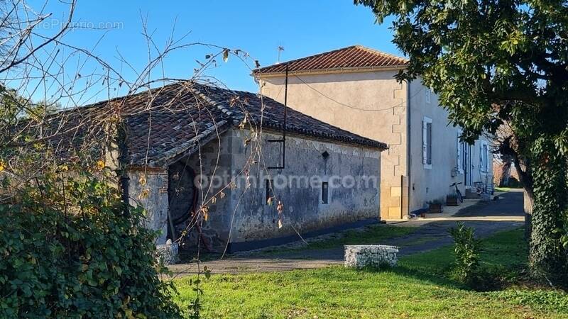 Maison à PENNE-D&#039;AGENAIS