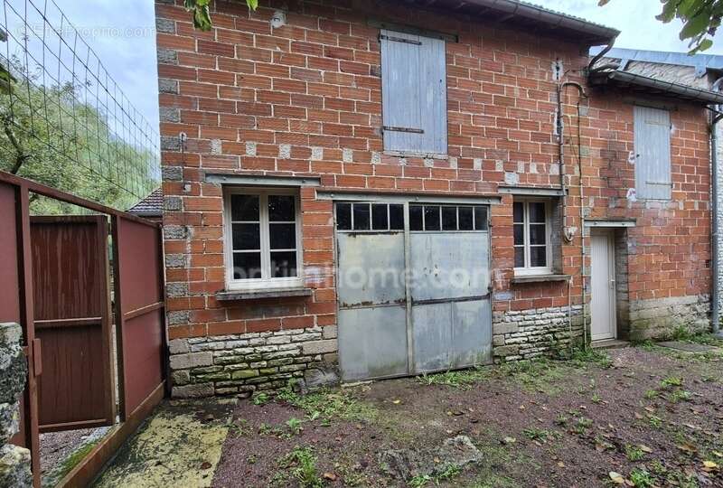 Maison à MUSSY-SUR-SEINE