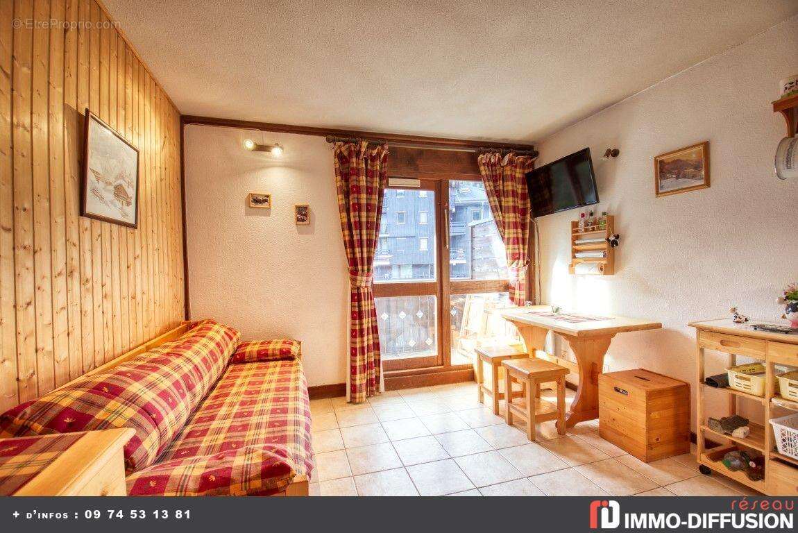 Appartement à MORILLON