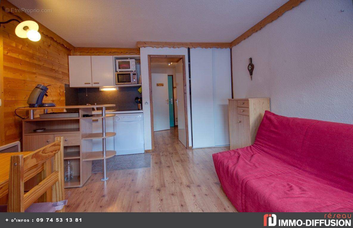 Appartement à MORILLON