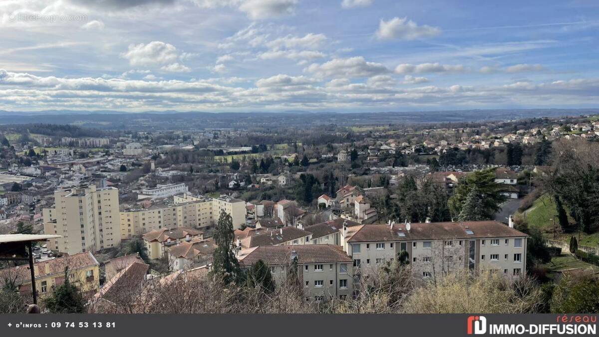 Appartement à THIERS