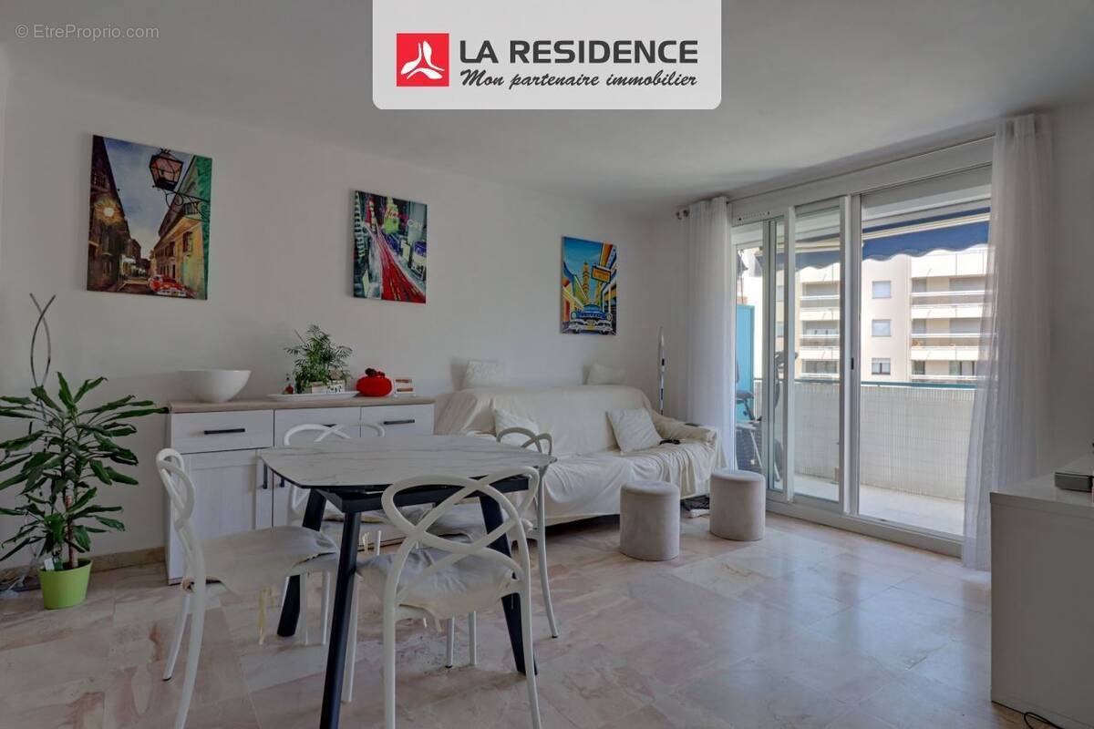 Appartement à FREJUS