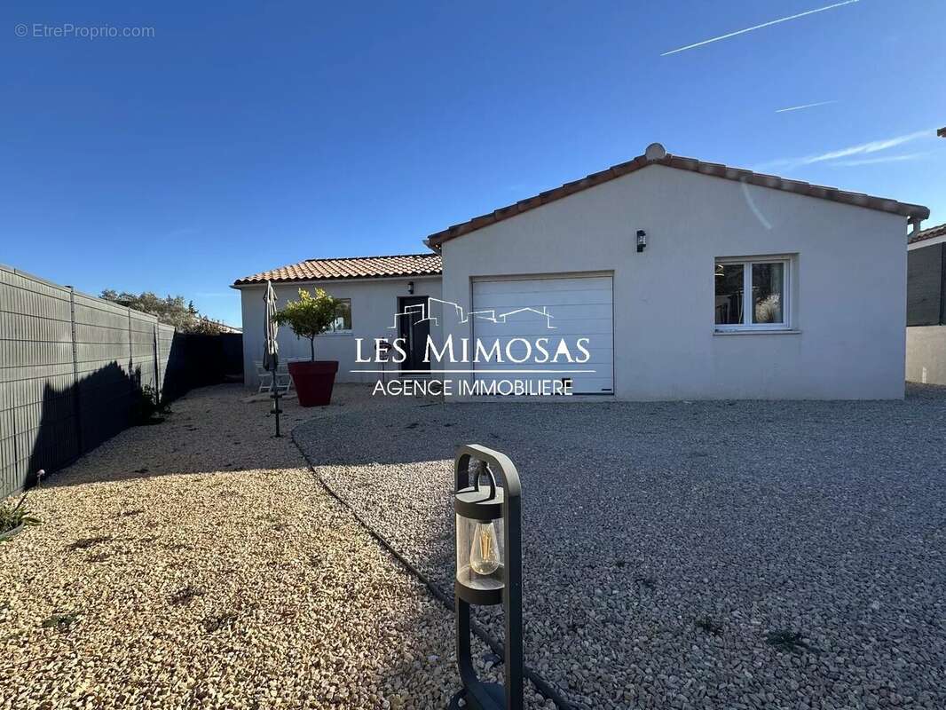 Maison à ROQUEBRUNE-SUR-ARGENS