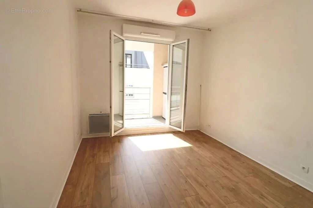 Appartement à CHATILLON