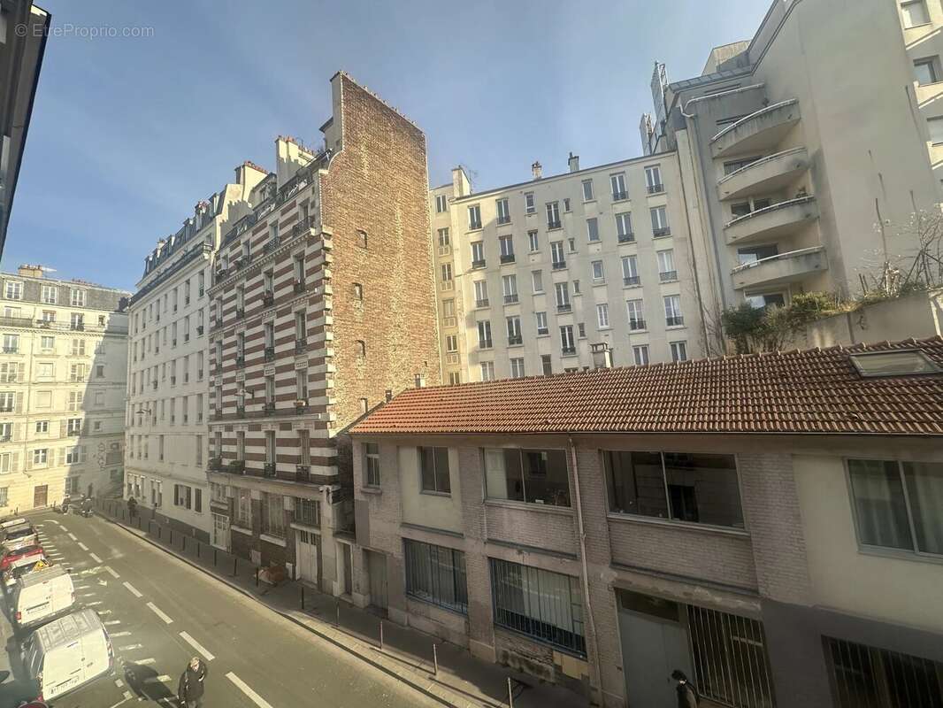 Appartement à PARIS-19E