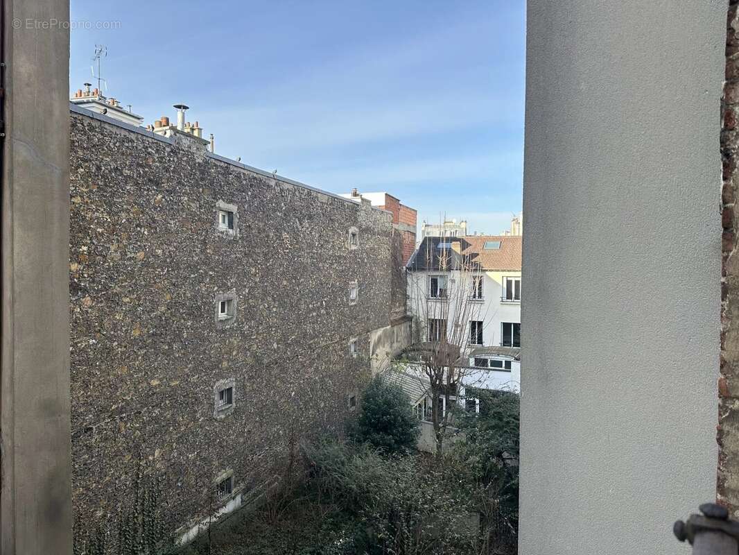 Appartement à PARIS-19E