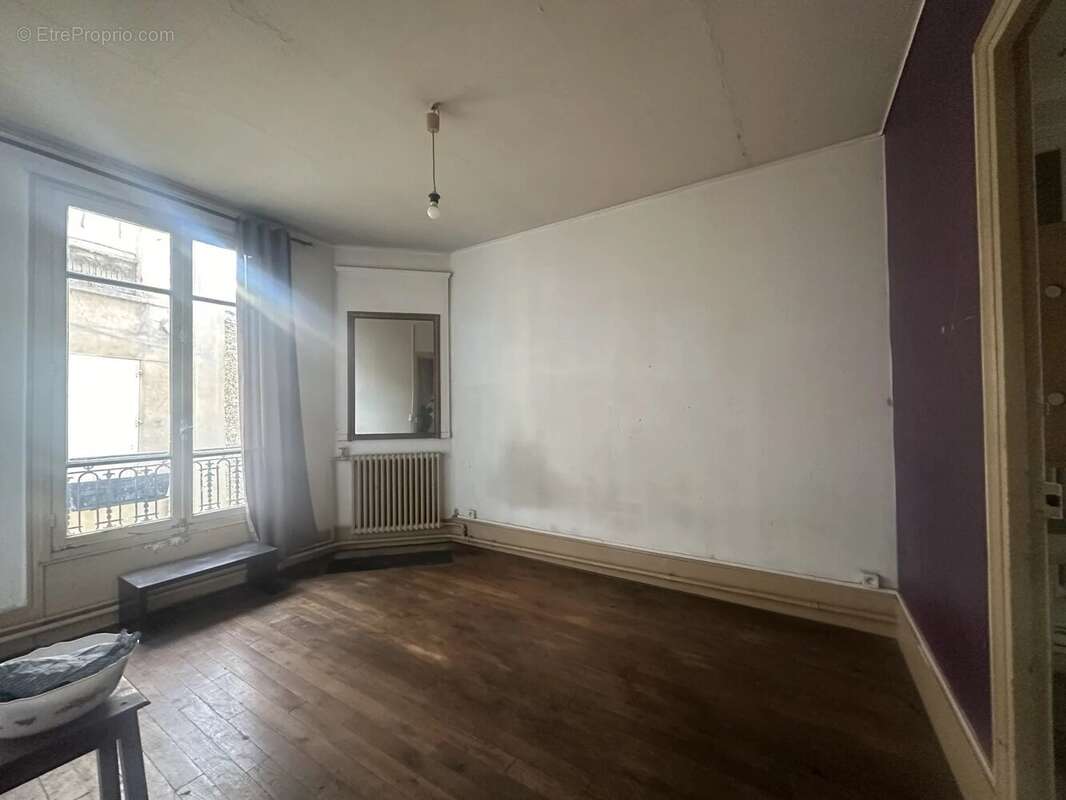 Appartement à PARIS-19E