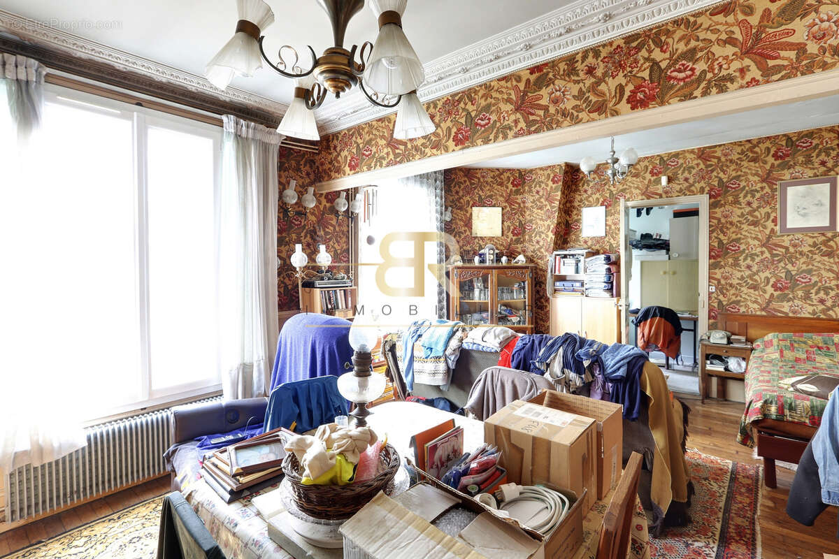 Appartement à IVRY-SUR-SEINE