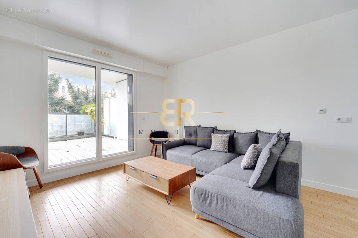 Appartement à ISSY-LES-MOULINEAUX