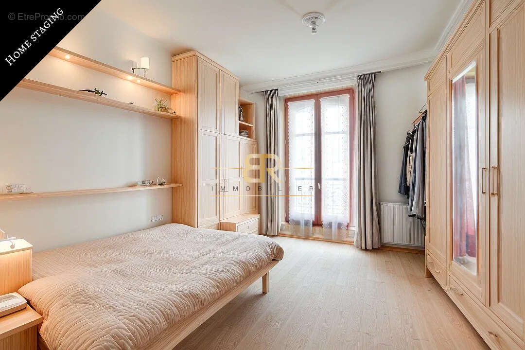 Appartement à PARIS-15E