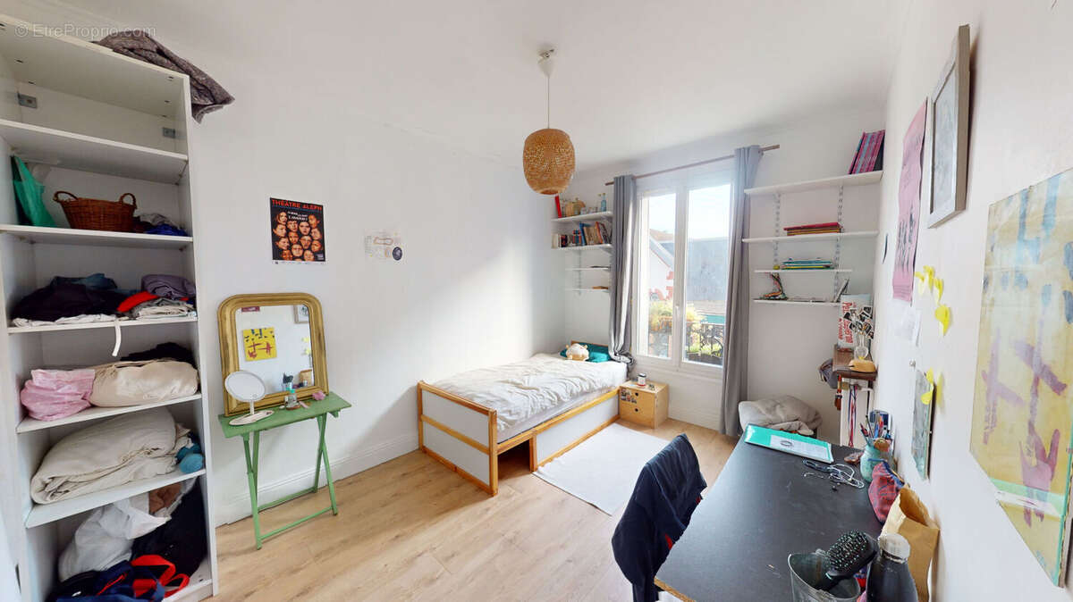 Appartement à IVRY-SUR-SEINE