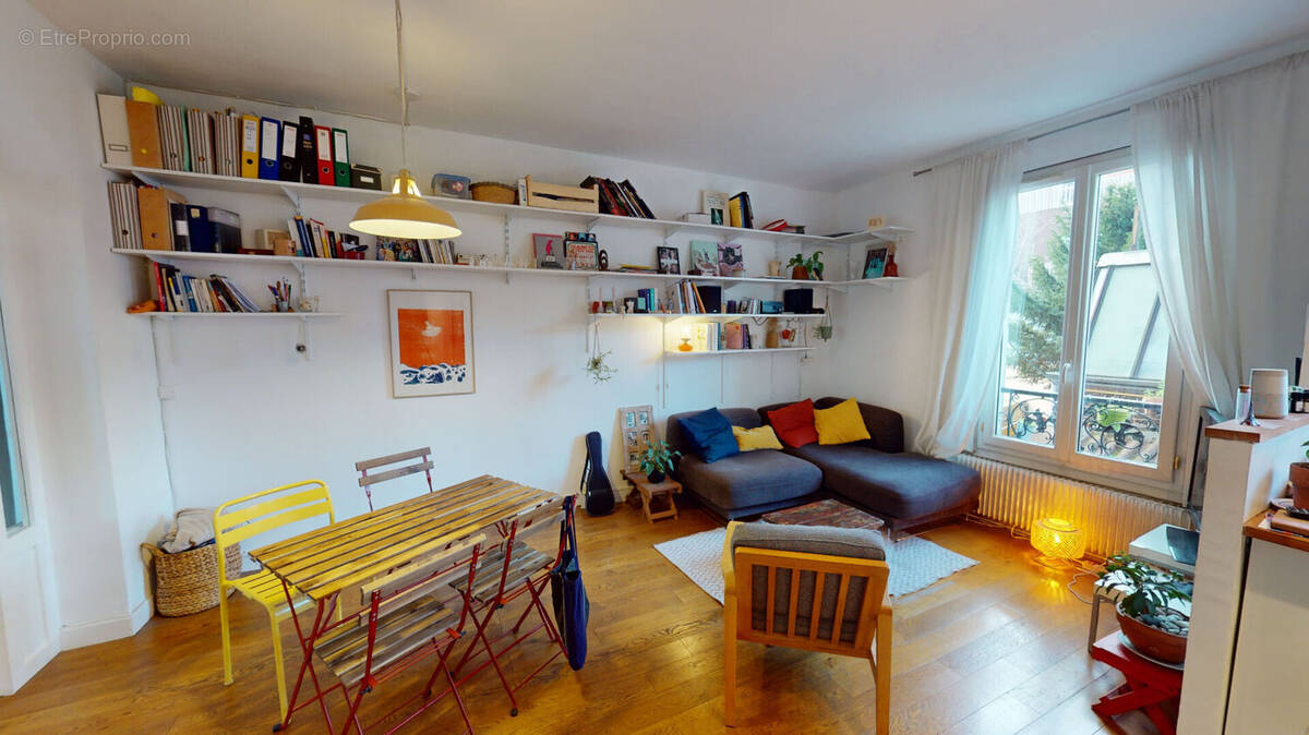 Appartement à IVRY-SUR-SEINE