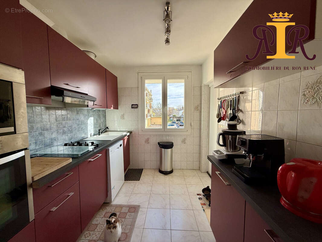 Appartement à VINON-SUR-VERDON