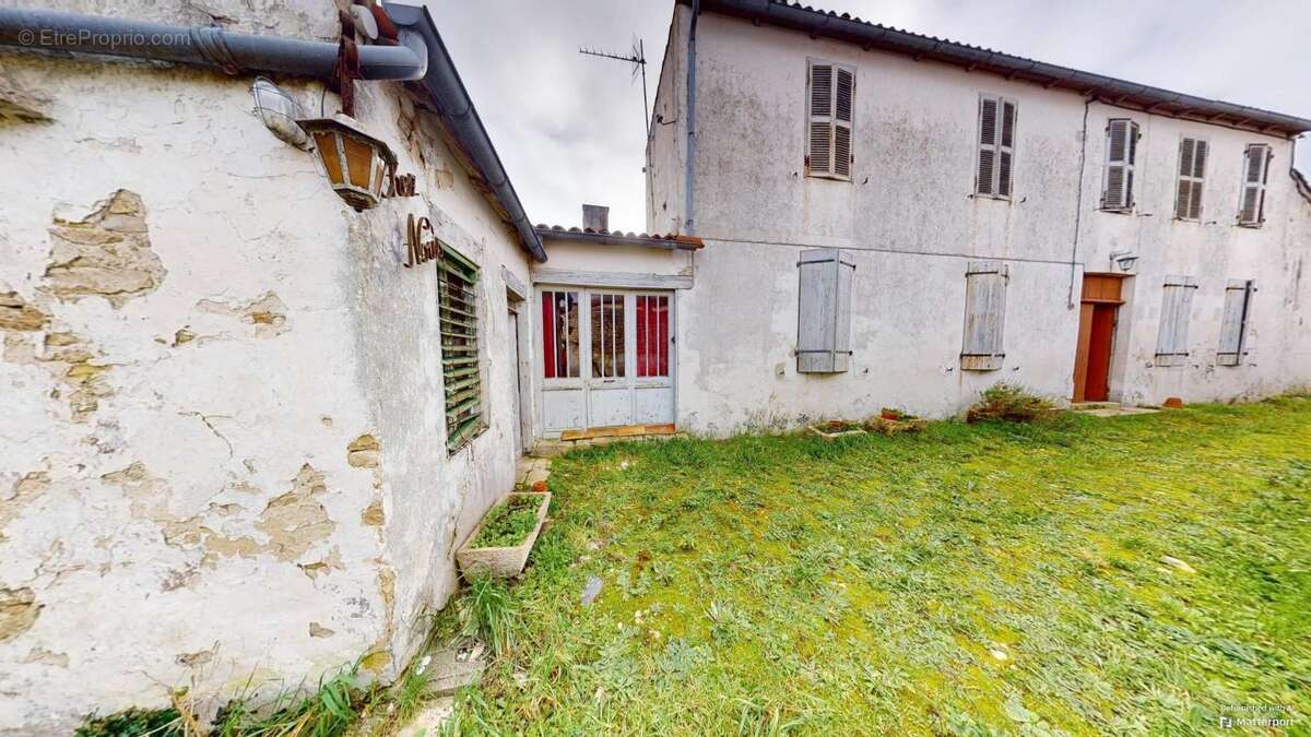 Maison à LA COUARDE-SUR-MER