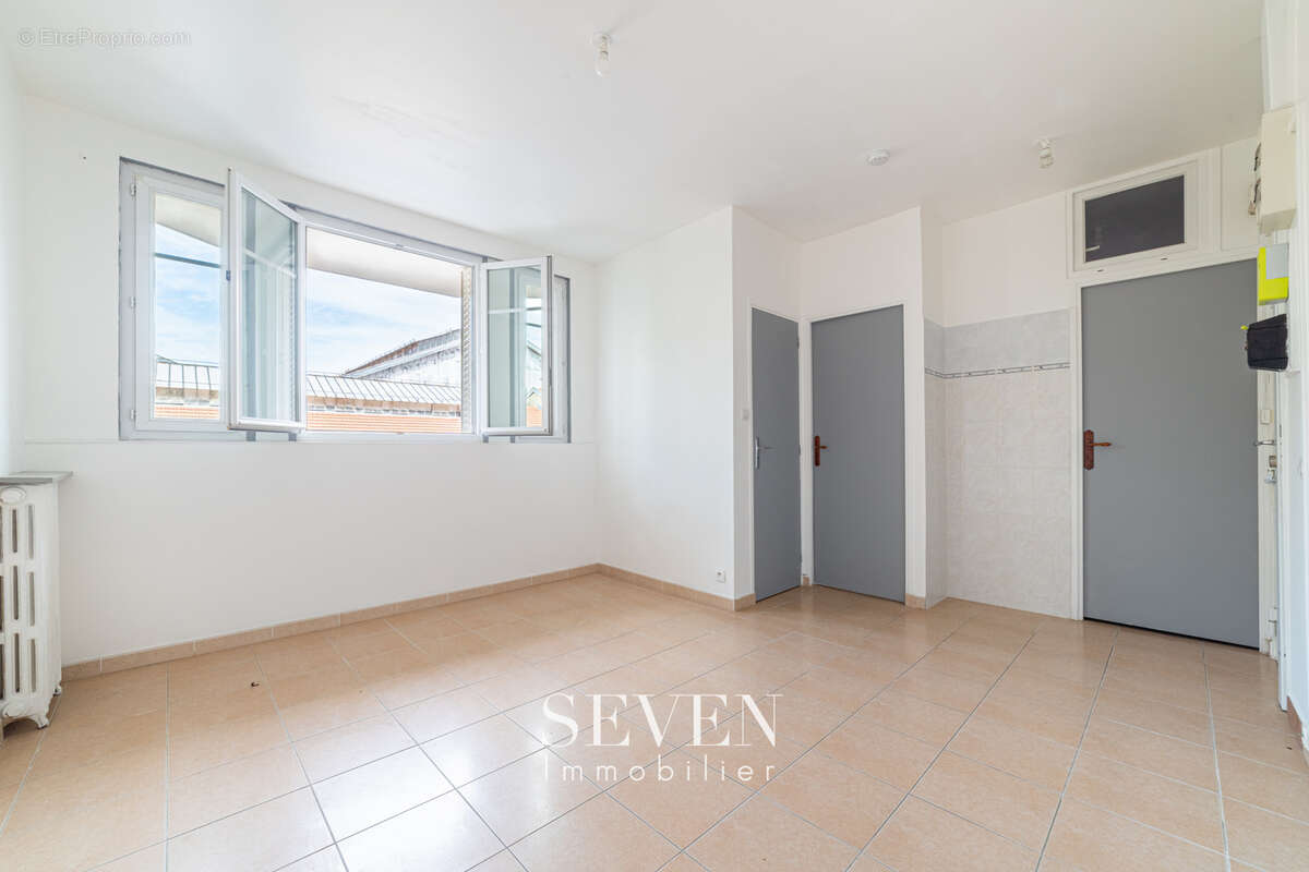 Appartement à ASNIERES-SUR-SEINE