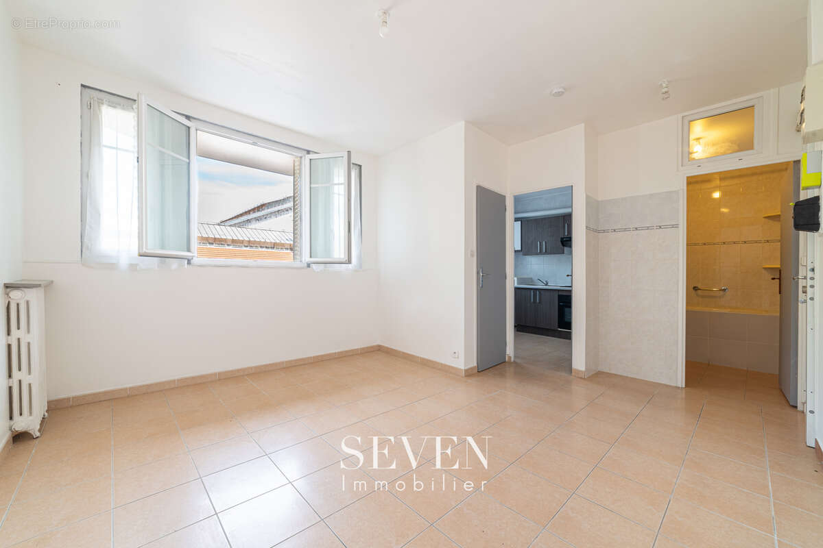 Appartement à ASNIERES-SUR-SEINE