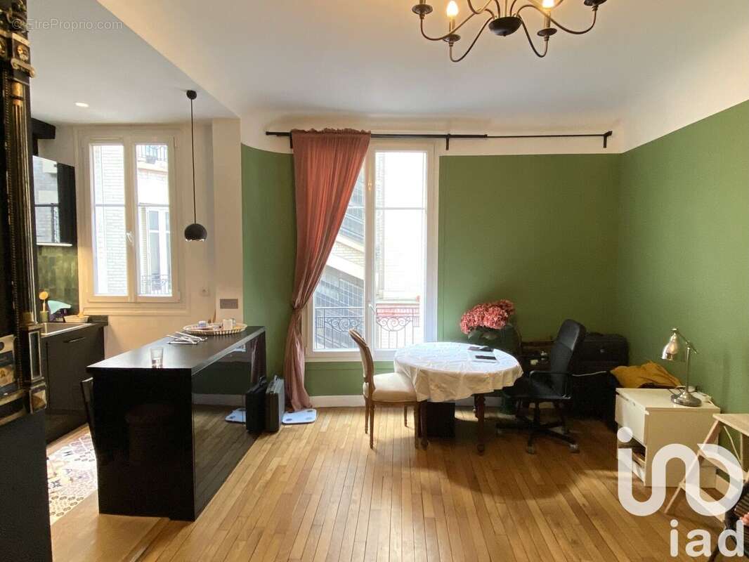 Photo 3 - Appartement à PARIS-9E