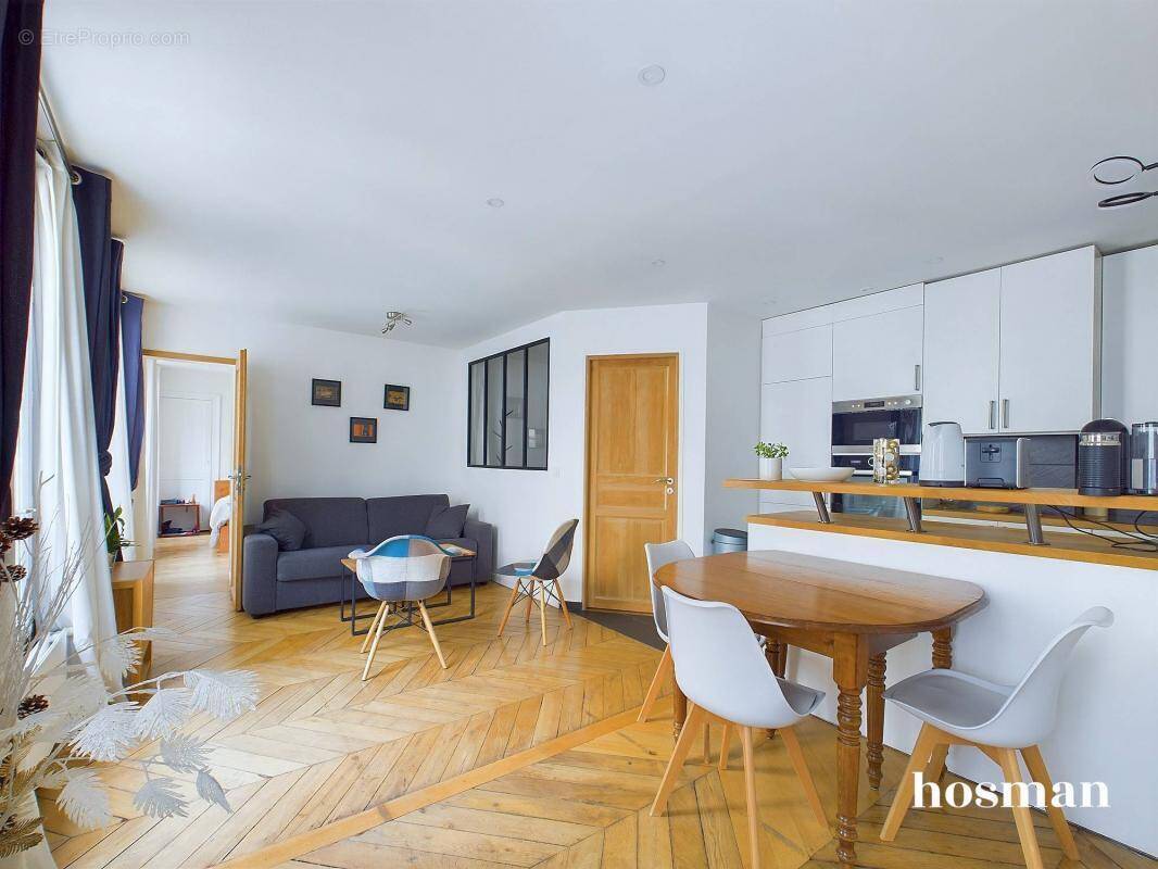 Appartement à PARIS-9E