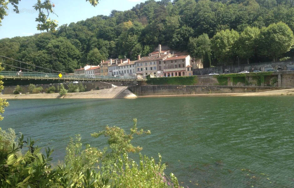 Appartement à CALUIRE-ET-CUIRE