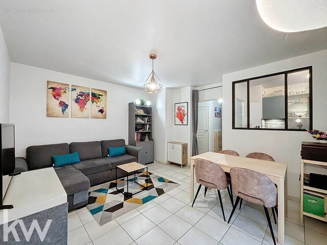 Appartement à LYON-8E