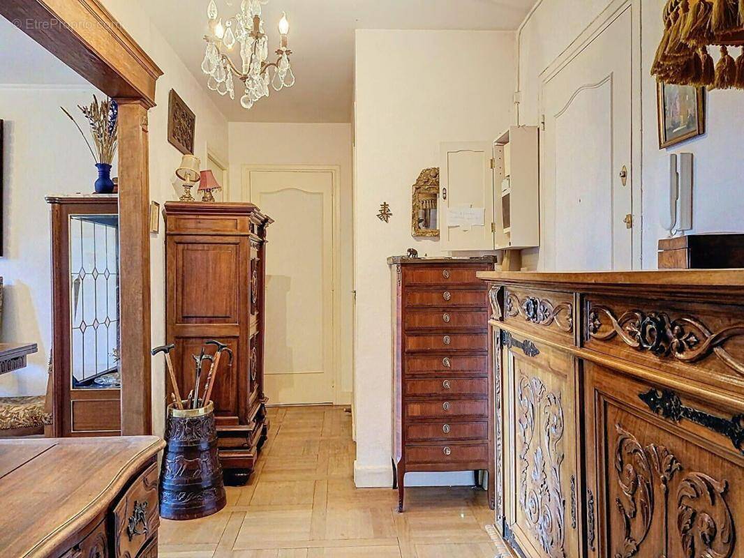 Appartement à SAINT-MAUR-DES-FOSSES