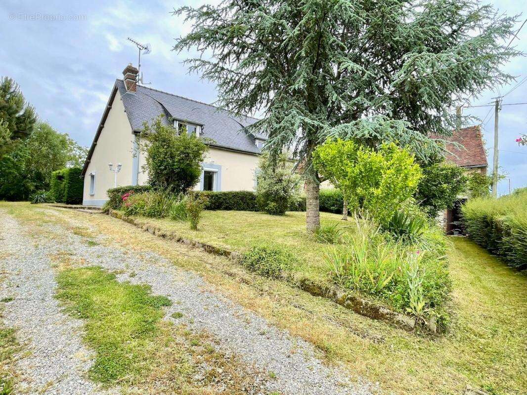 Maison à SOLIGNY-LA-TRAPPE