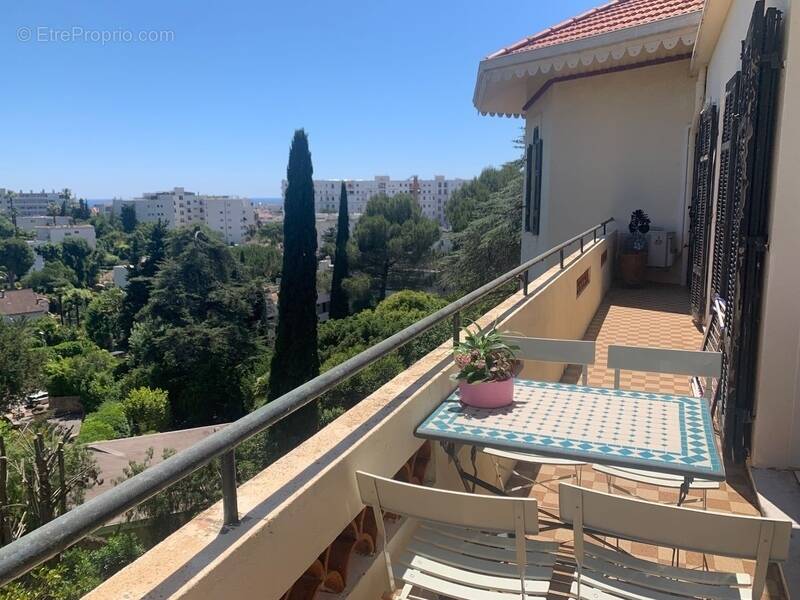 Appartement à CANNES