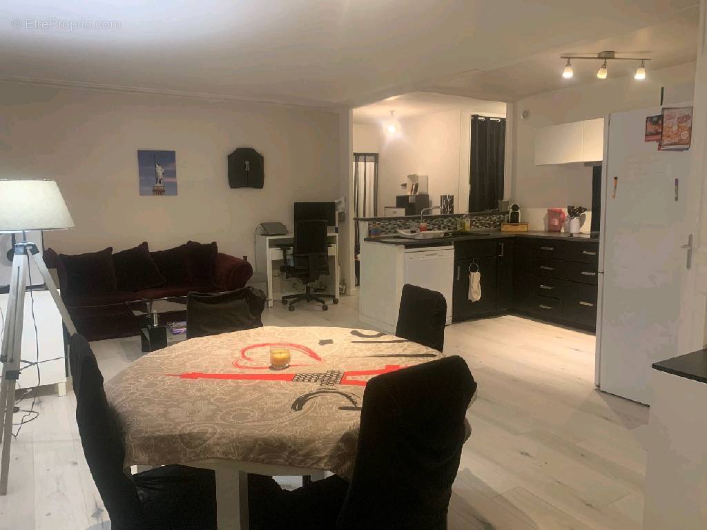 Appartement à CORBEIL-ESSONNES