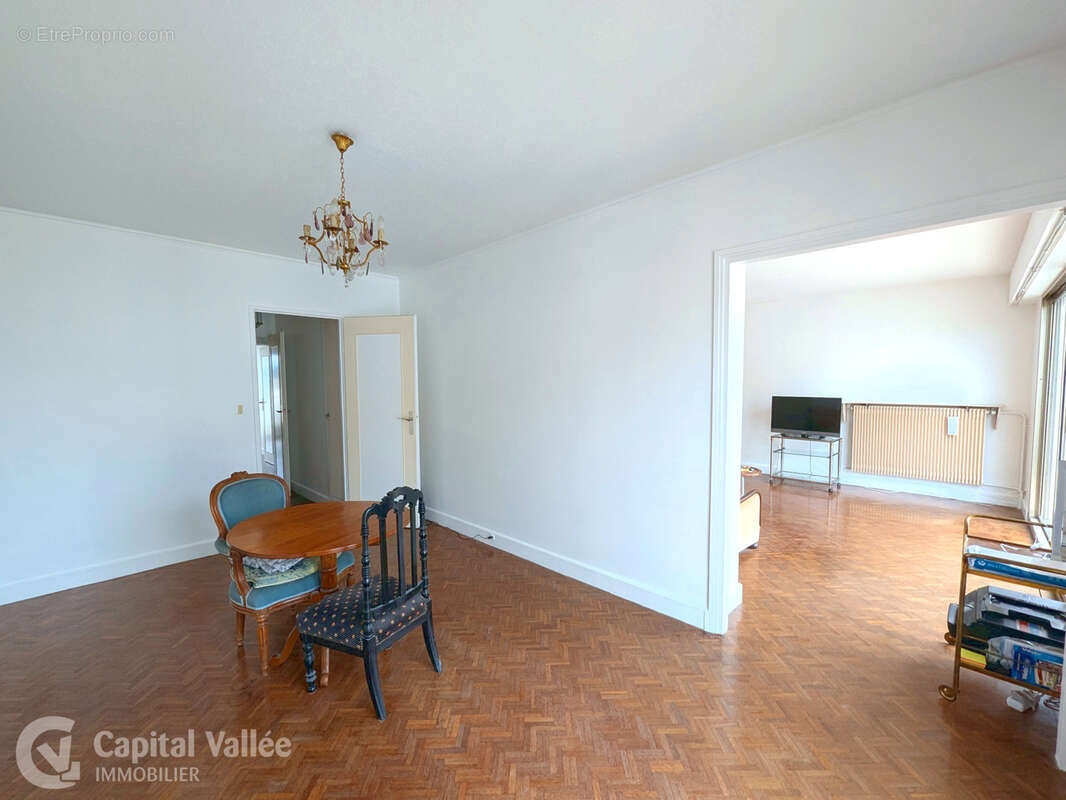 Appartement à VERSAILLES