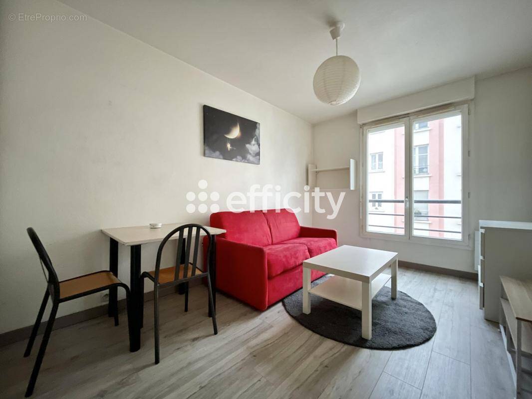 Appartement à PARIS-11E