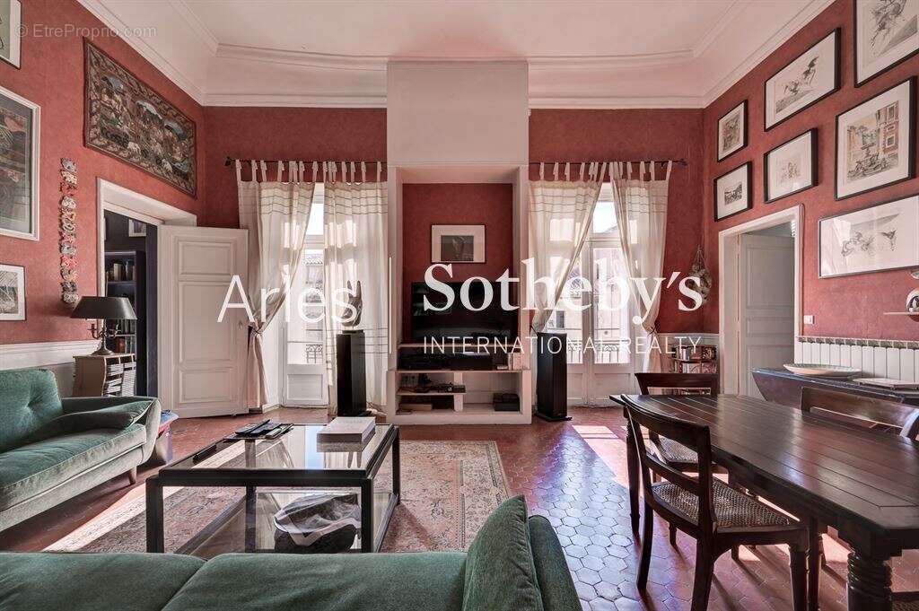 Appartement à ARLES