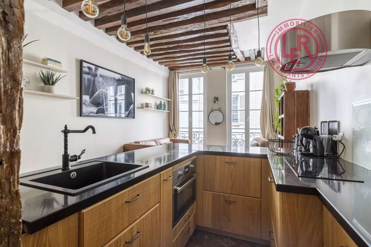 Appartement à PARIS-4E