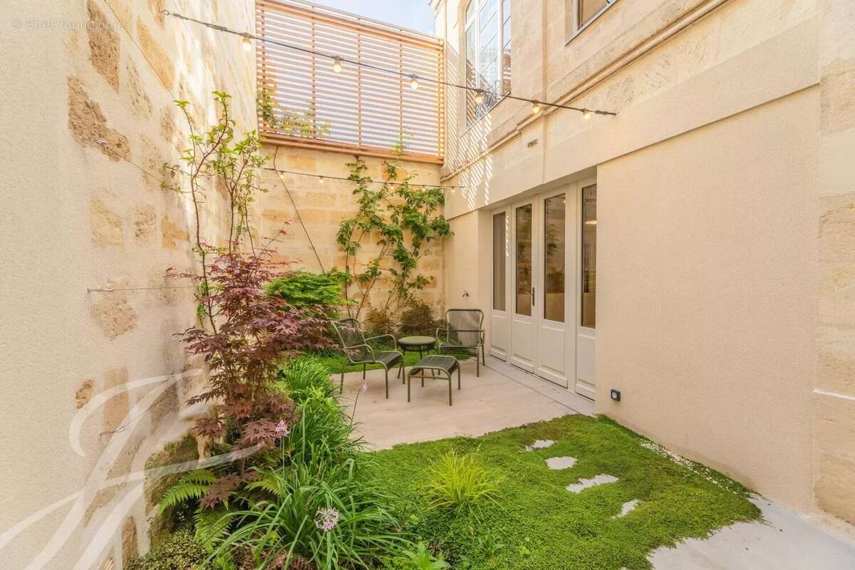 Appartement à BORDEAUX