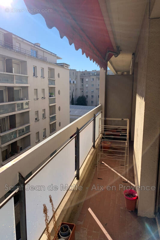 Appartement à MARSEILLE-8E