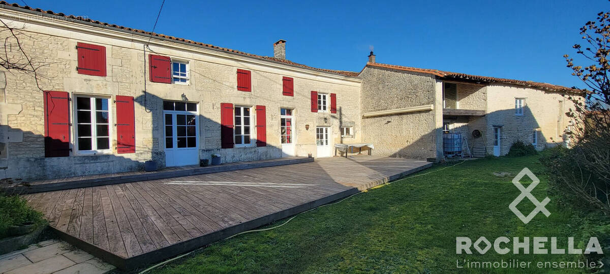 Façade maison - Maison à CRESSE