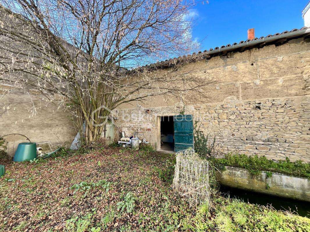 Maison à CRECHES-SUR-SAONE