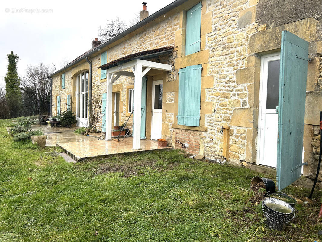 Maison à NOLAY