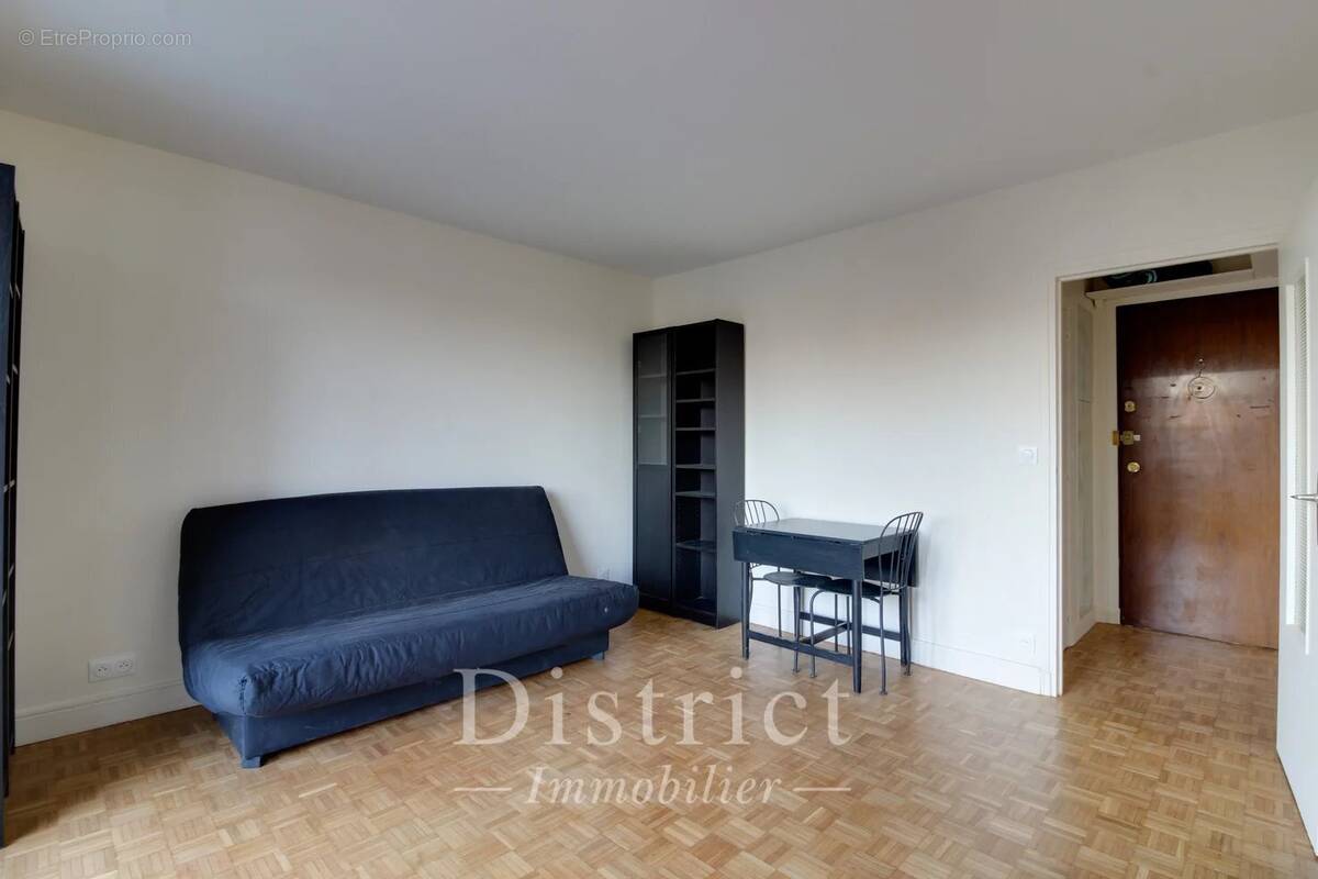 Appartement à PARIS-15E