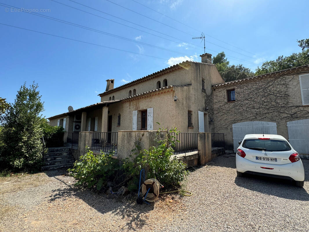 Maison à TARADEAU