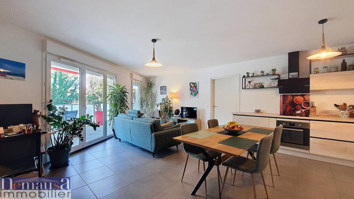 Appartement à NIMES