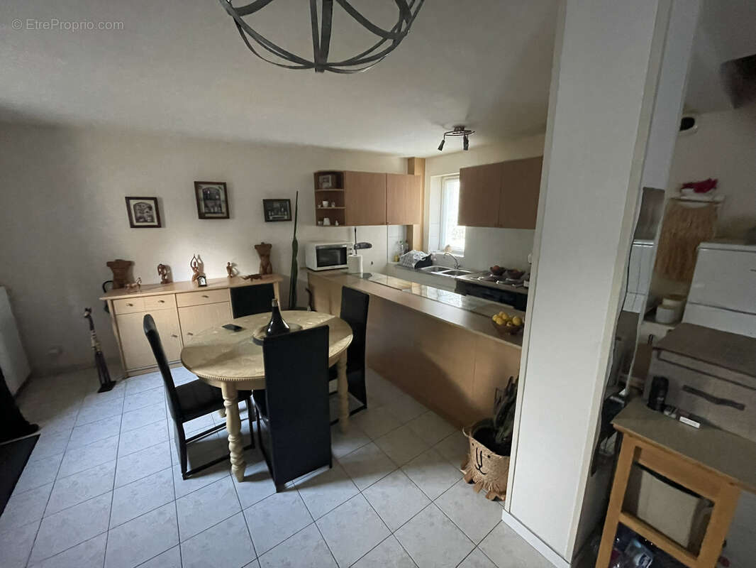 Appartement à SEUGY