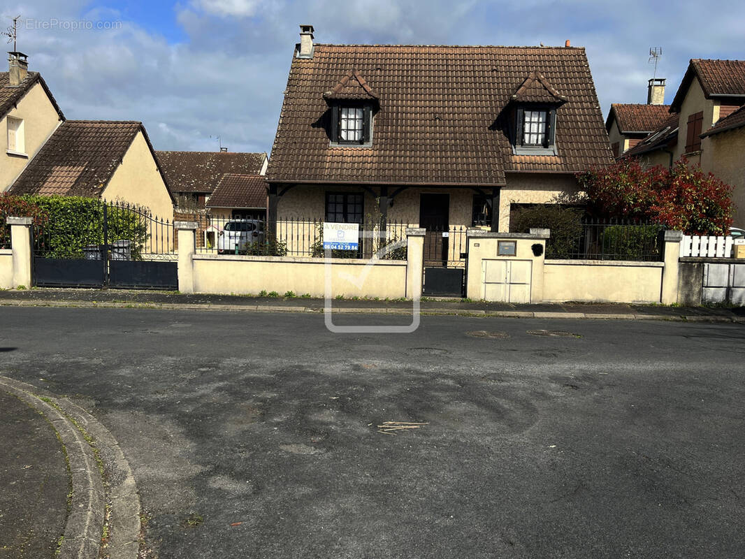 Maison à BRIVE-LA-GAILLARDE