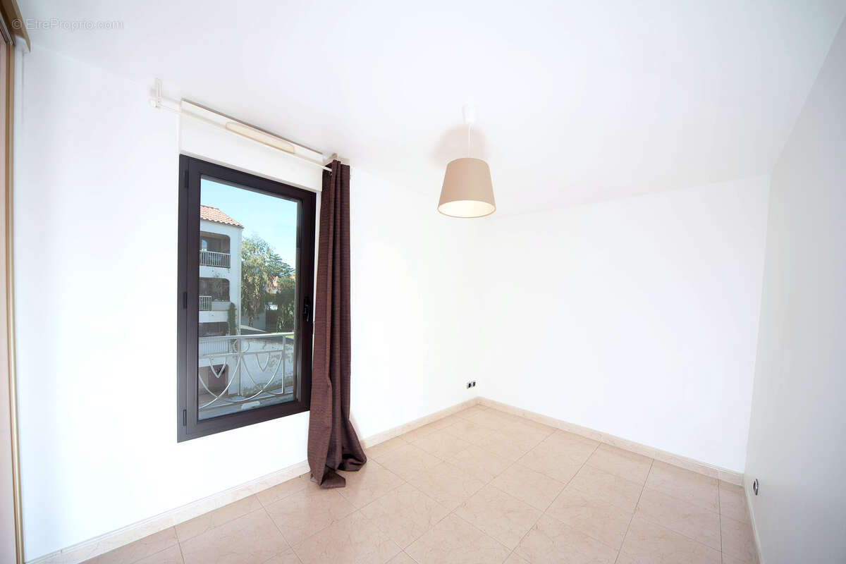 Appartement à HYERES